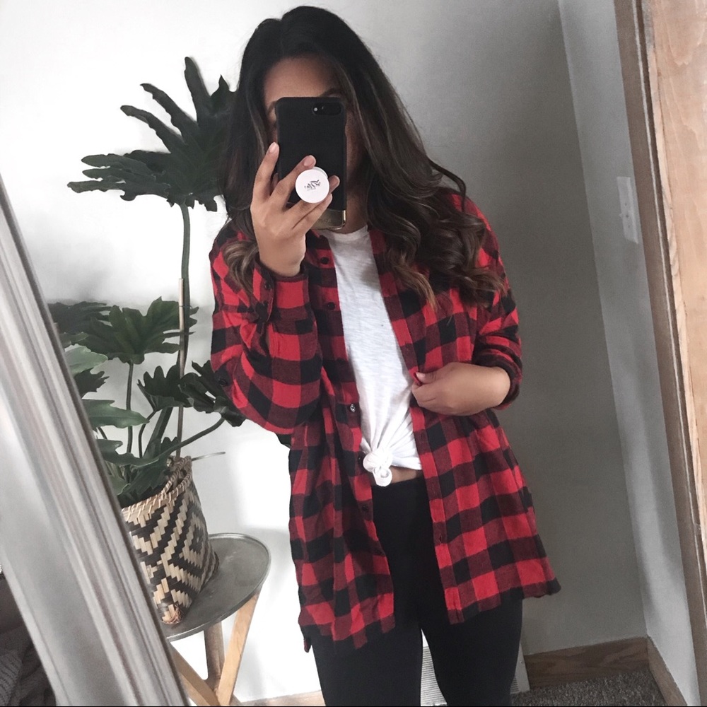 >>LAST<< Tori Buffalo Plaid Button-up Flannel - Picture 2 of 7